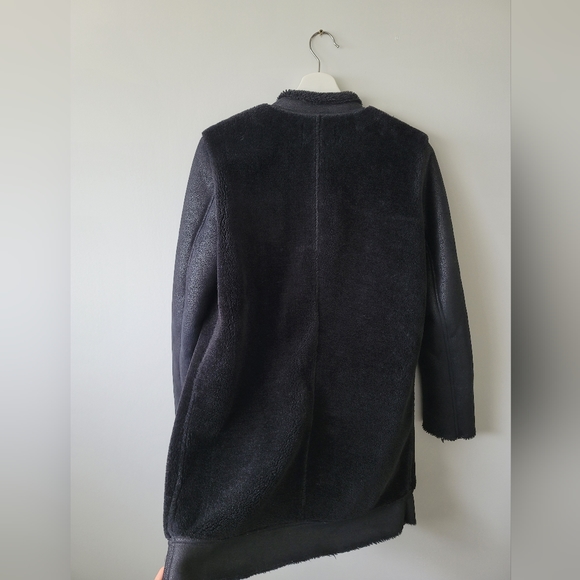 ZARA Faux Fur Teddy Mid-Length Jacket - Picture 7 of 8